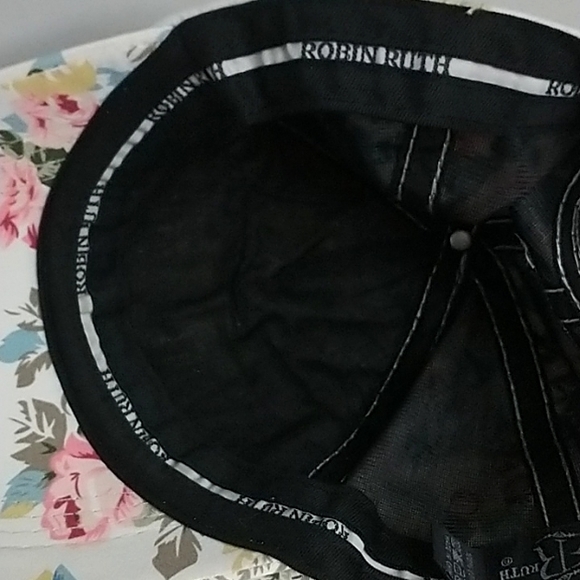 Robin Ruth "New York" City Floral Baseball Cap Hat - Picture 11 of 12